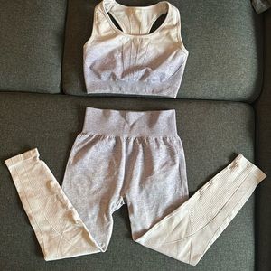 Aybl Pulse Ombre Seamless Leggings and Bra - Purple